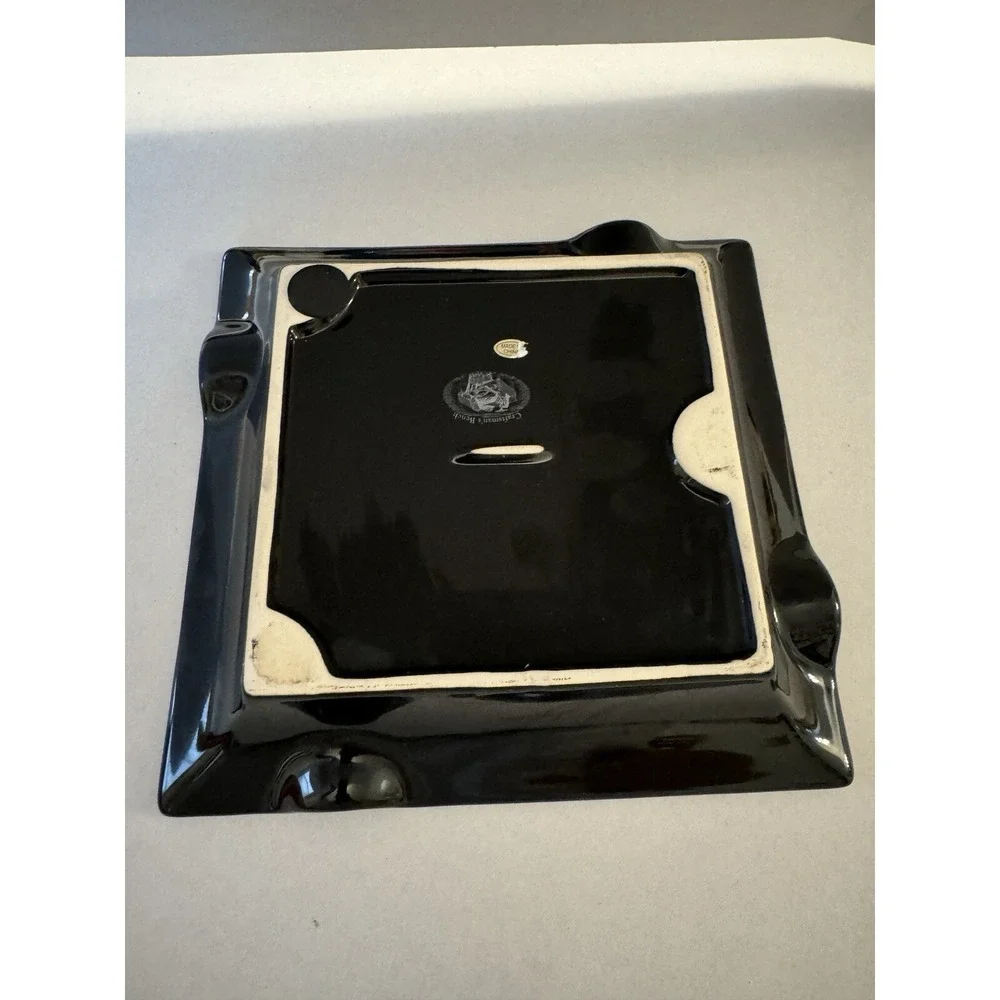 Craftsman's Bench Ashtray - Neptune Black Square Four Cigar‎
